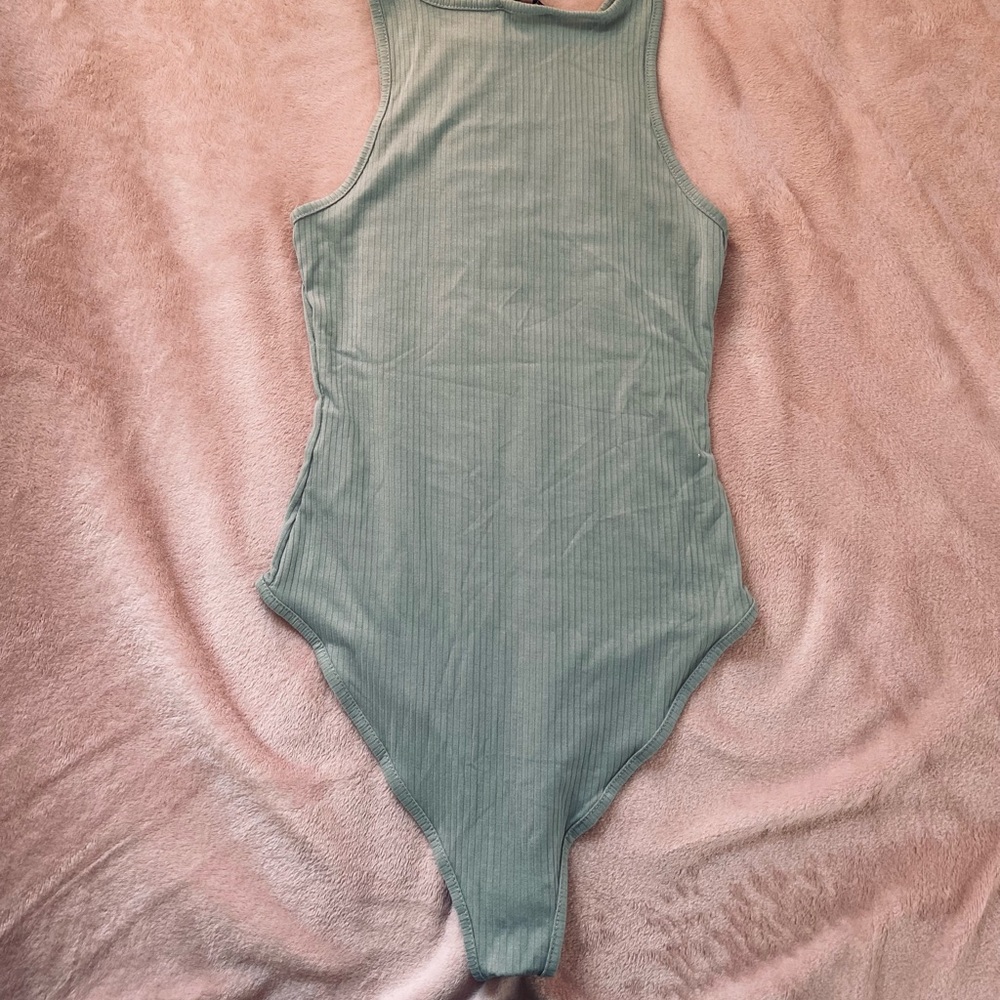 2 Nasty Gal Ribbed Racerback Bodysuits - Picture 4 of 6